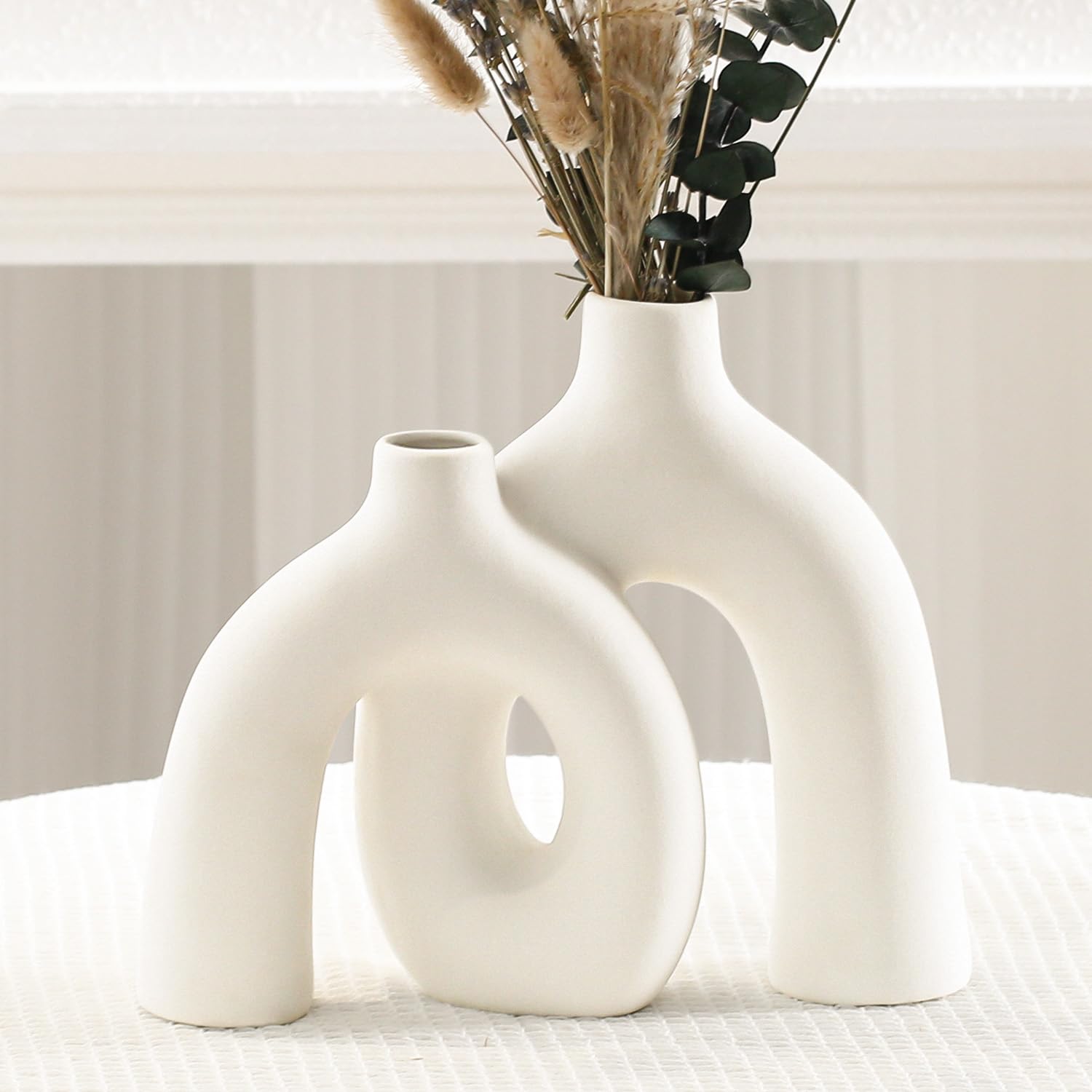 Ceramic Vase, Nordic Modern Boho in Style Decorative Ceramic Aesthetic Flower Vase for Home Decor (Beige)