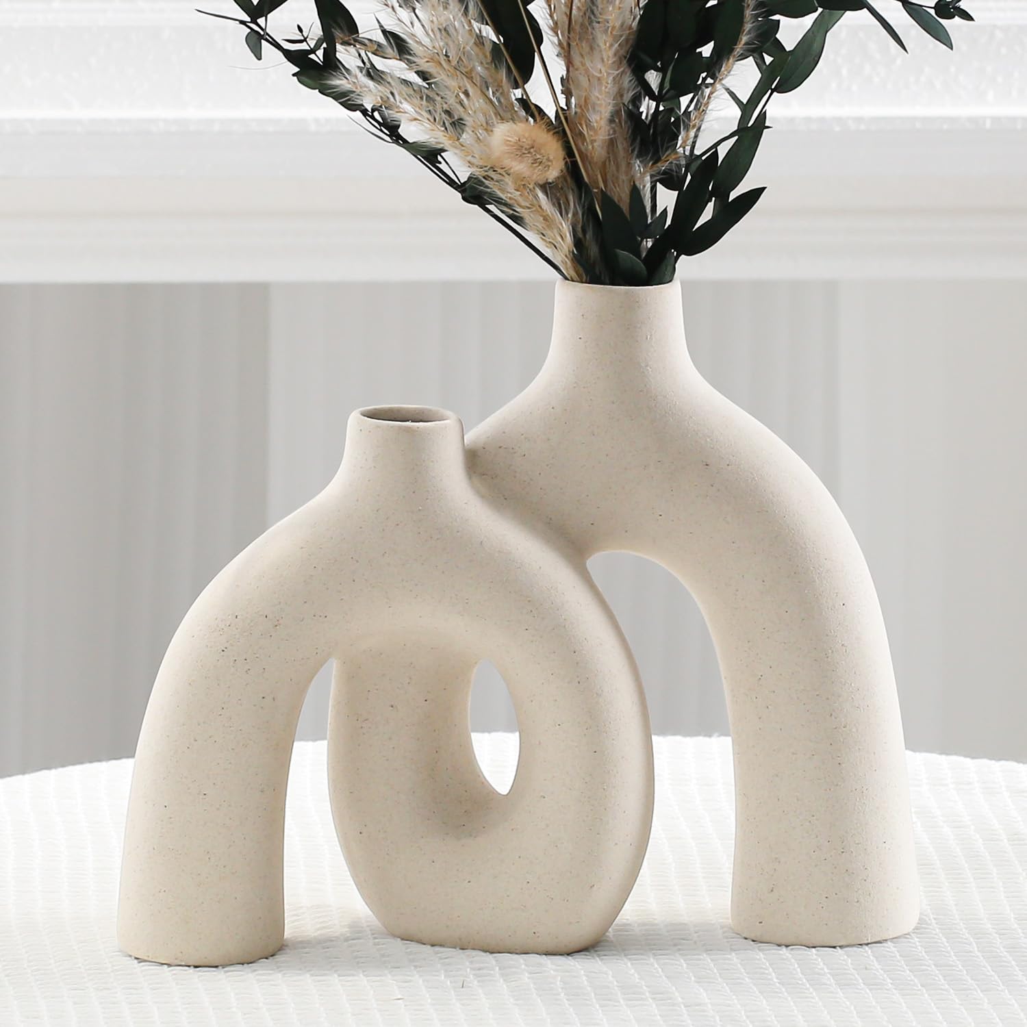 Ceramic Vase, Nordic Modern Boho in Style Decorative Ceramic Aesthetic Flower Vase for Home Decor (Beige)
