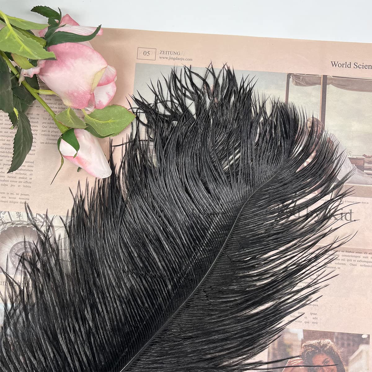 10pcs Large Ostrich Feathers 16-18 inch 40-45 cm Fluffy Feather for Crafts Home Party Decoration Wedding Centerpieces Clothes Vase Decor (White)